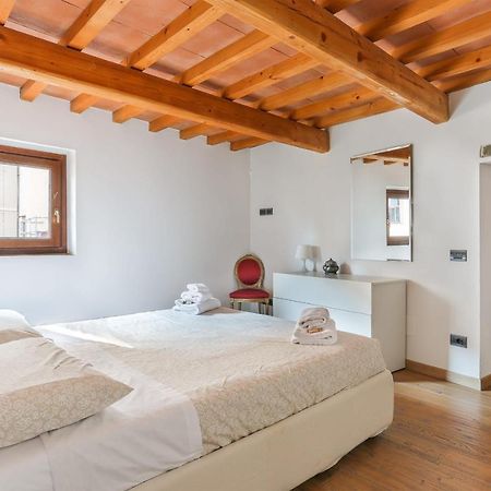 Uffizi Suite I In Florence-Hosted By Sweetstay Exterior photo
