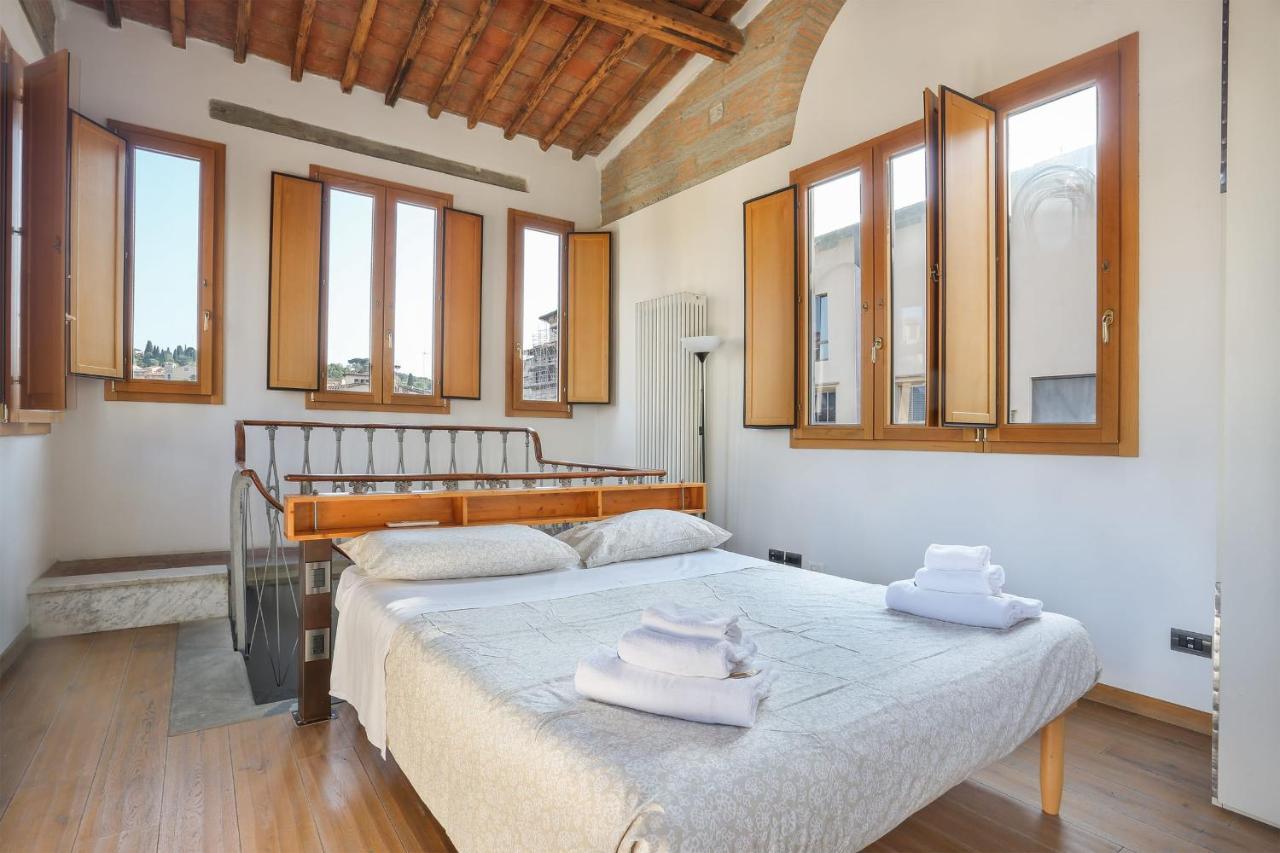 Uffizi Suite I In Florence-Hosted By Sweetstay Exterior photo
